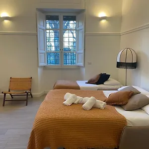  Appartamento Marcantonio - Colosseum - Viale Manzoni 39 Up To 7 People, Viale Manzoni 41 Up To 5 People